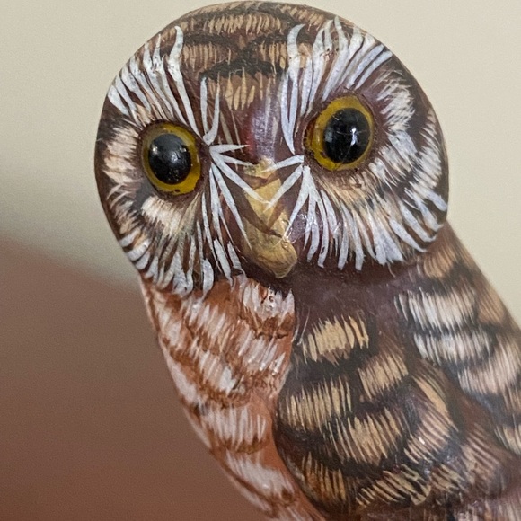 John Madison Woodcarved Spotted Owl Hand Carved And Hand Painted - Picture 7 of 8
